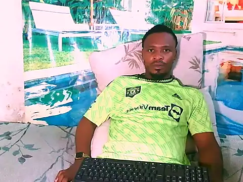 Snapshot of EbonyTiger69 chatting on November 16, 5:06 pm EbonyTiger69 online show from November 16, 5:06 pm