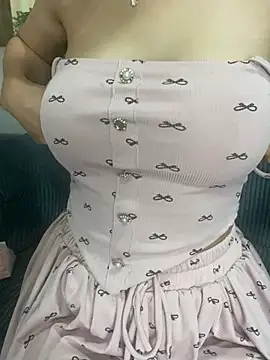 Azura a online show from May 9, 1:42 am