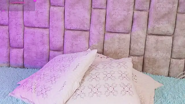 AmyVega  online show from November 15, 4:44 pm