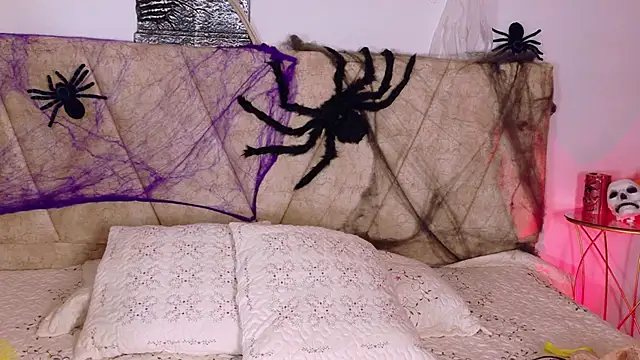 AmyVega  online show from October 31, 1:52 pm