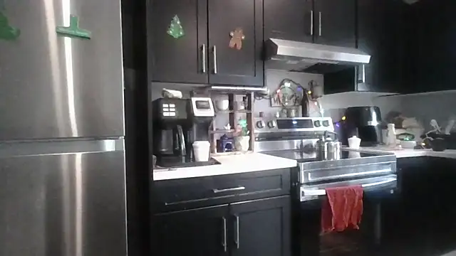 october1992xx online show from November 11, 2:23 pm