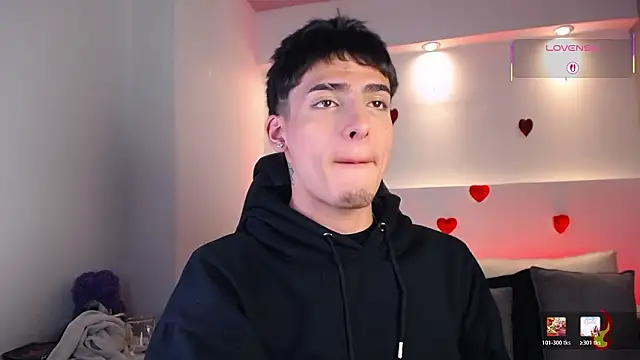 MateoMitchell online show from March 3, 5:25 am