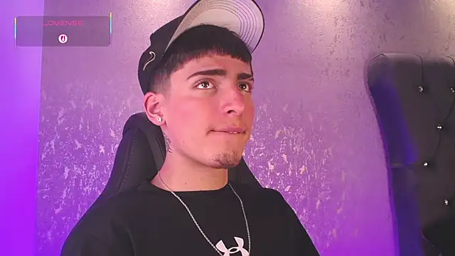 MateoMitchell online show from November 25, 5:30 am