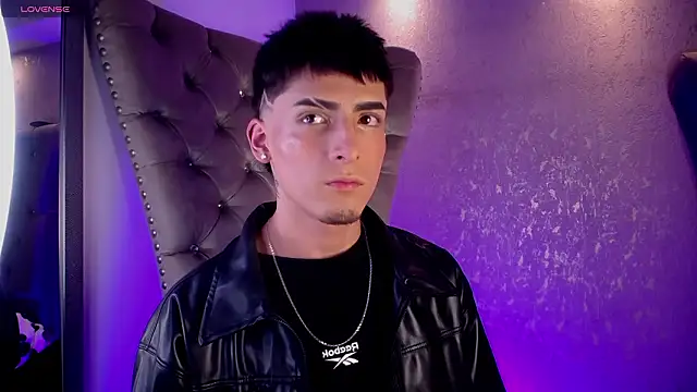 MateoMitchell online show from March 20, 12:11 am