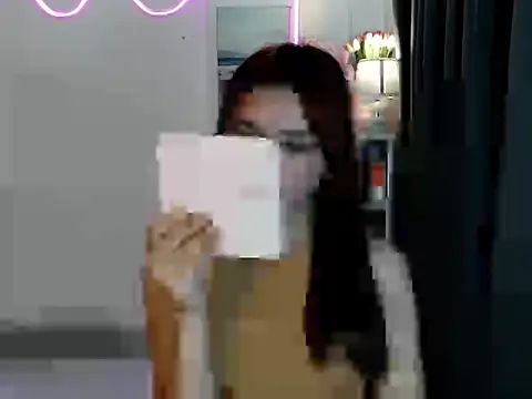 buttycamillex online show from April 14, 6:57 pm