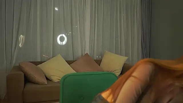 Snapshot of MarindaRuud chatting on October 13, 1:34 pm MarindaRuud online show from October 13, 1:34 pm