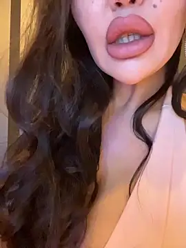 ANGELIKA7741 online show from April 9, 3:18 pm