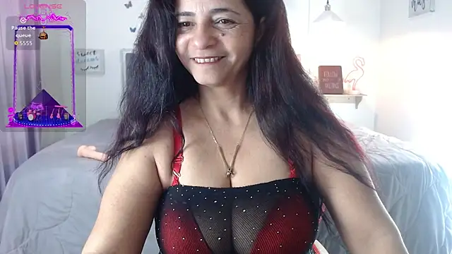 Snapshot of rosse_m chatting on October 10, 1:23 pm rosse m online show from October 10, 1:23 pm