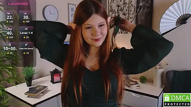 Snapshot of Eileen_Burton chatting on December 18, 6:23 pm Eileen Burton online show from December 18, 6:23 pm