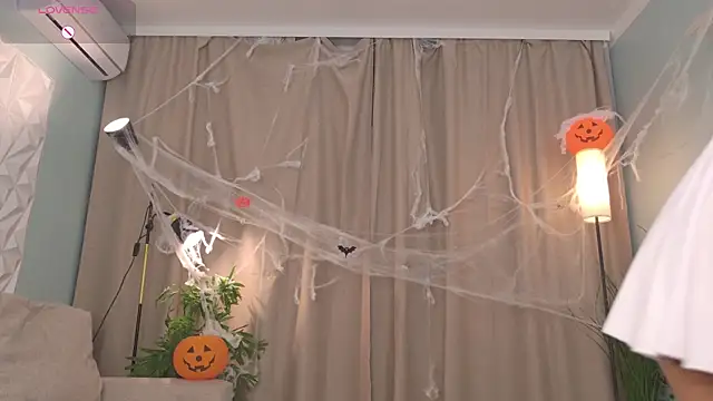 Playful Lia online show from October 30, 2:14 pm