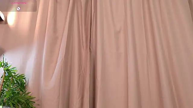 Playful Lia online show from March 2, 2:35 pm