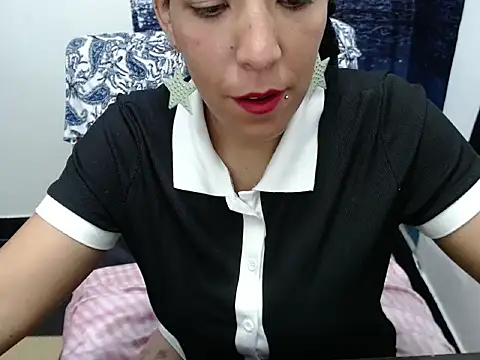 dalilah pervertt online show from January 14, 2:42 pm
