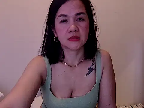 KissHott online show from March 7, 1:38 pm