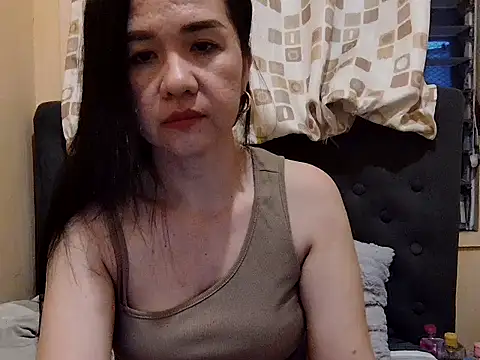 KissHott online show from October 22, 9:31 am