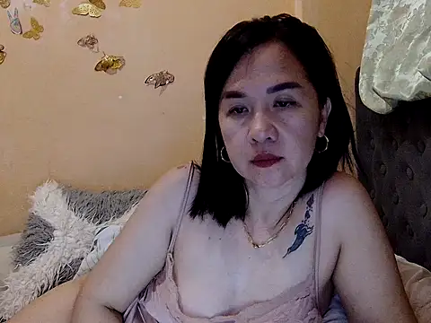 KissHott online show from February 26, 1:55 pm