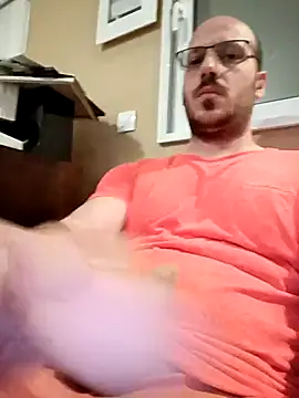 Snapshot of arksex32 chatting on April 21, 8:59 pm arksex32 online show from April 21, 8:59 pm