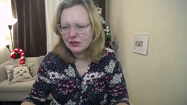 VestaWoody online show from December 5, 7:18 am