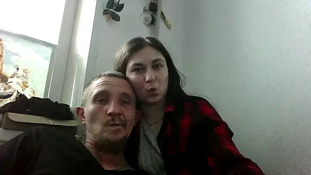 Twolatte1520 online show from March 18, 9:34 am