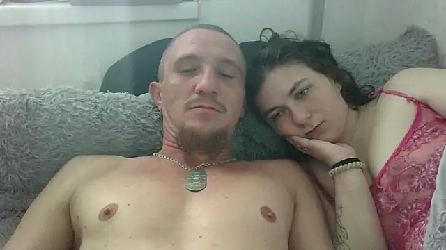 Twolatte1520 online show from April 10, 9:38 am