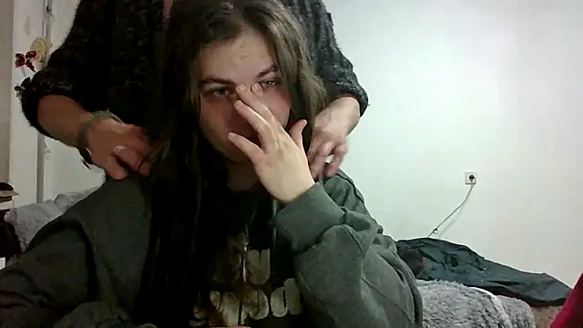 Twolatte1520 online show from April 15, 7:58 pm