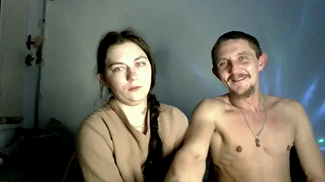 Twolatte1520 online show from February 8, 7:33 pm