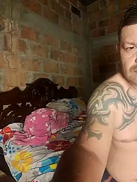 Snapshot of lady_and_charly chatting on December 2, 5:31 am lady and charly online show from December 2, 5:31 am