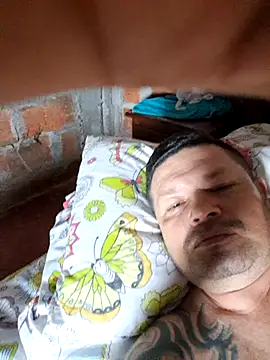 Snapshot of lady_and_charly chatting on November 6, 7:23 am lady and charly online show from November 6, 7:23 am