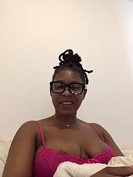 Snapshot of CurvyGoddessXxx chatting on October 5, 1:57 pm CurvyGoddessXxx online show from October 5, 1:57 pm