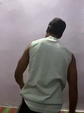 OooYessboyy online show from November 13, 6:01 pm