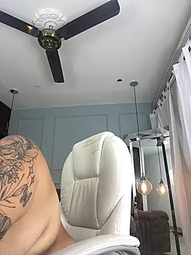 Snapshot of Rose_monroee chatting on July 3, 2:45 pm Rose monroee online show from July 3, 2:45 pm