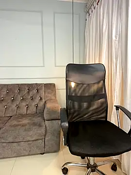 Rose monroee online show from November 17, 7:29 pm