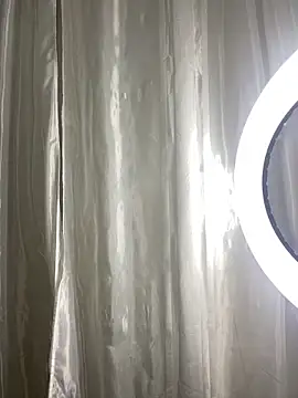 Rose monroee online show from April 17, 7:49 pm