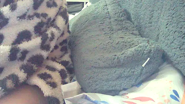 Snapshot of Playful_MILF_Demi chatting on February 13, 6:02 am Playful MILF Demi online show from February 13, 6:02 am