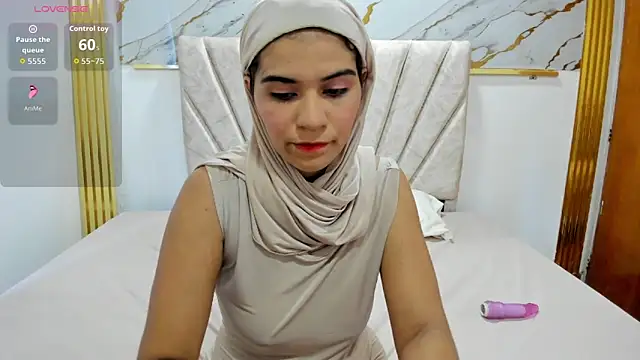 Yasmin nazer online show from October 17, 7:26 pm