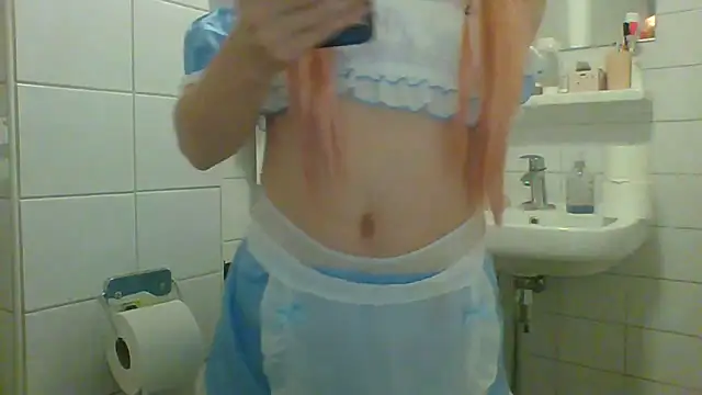Snapshot of CammieTrans chatting on October 4, 4:41 pm CammieTrans online show from October 4, 4:41 pm