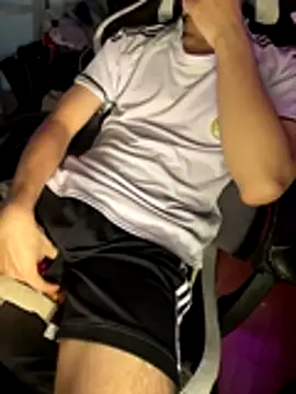 Wuza-H online show from December 4, 8:52 pm