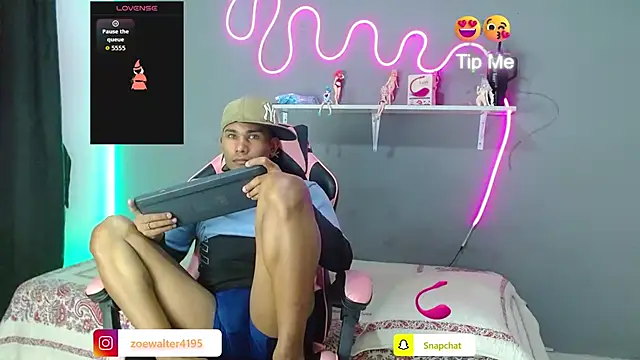 Snapshot of Matias_rangel chatting on October 15, 7:05 am Matias rangel online show from October 15, 7:05 am