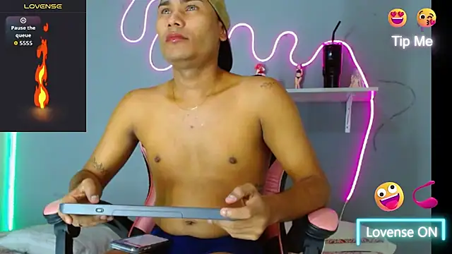 Snapshot of Matias_rangel chatting on October 9, 4:35 am Matias rangel online show from October 9, 4:35 am