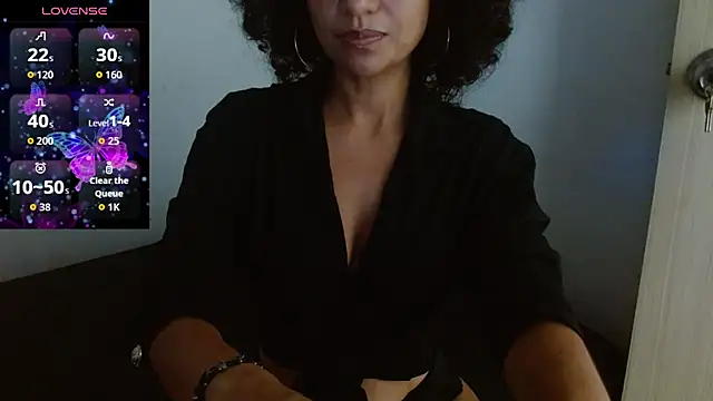 Seductress Malia online show from June 25, 4:12 pm