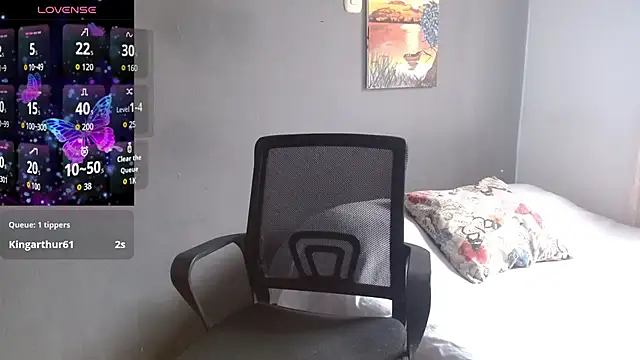 Seductress Malia online show from March 3, 12:45 pm