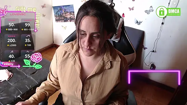 MelRaiise online show from December 3, 3:00 pm