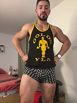 Ezzio Scolaro online show from March 27, 12:08 am