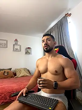 Ezzio Scolaro online show from November 28, 12:27 pm