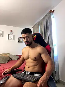 Ezzio Scolaro online show from January 7, 11:59 am