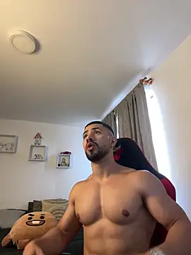 Ezzio Scolaro online show from November 2, 4:45 pm