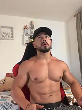 Ezzio Scolaro online show from April 12, 11:19 pm