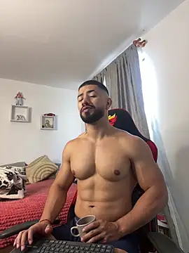 Ezzio Scolaro online show from November 22, 12:37 pm