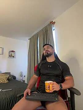 Ezzio Scolaro online show from March 22, 10:44 pm