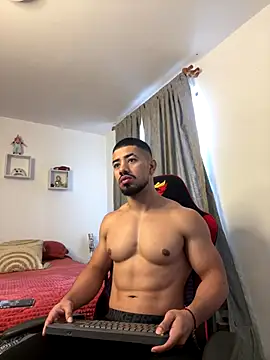 Ezzio Scolaro online show from December 3, 12:26 pm