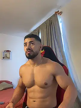 Ezzio Scolaro online show from January 17, 8:12 pm